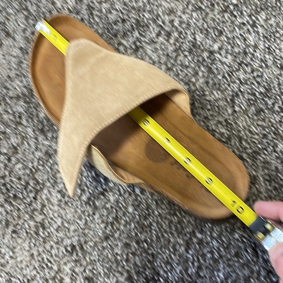 Bio-Gold padded thong sandal made in Italy - Picture 5 of 5